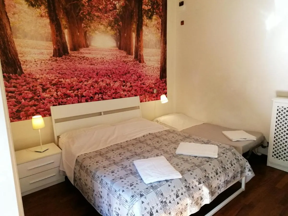 ClaraHouseManzoni Hotel Roma Italia